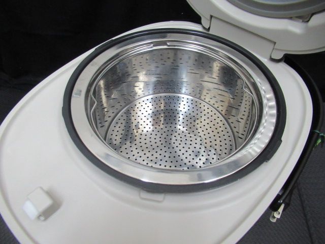 THANKO　サンコー　炊飯器　6合炊き　2018年式　LCARBRCK　中古品 Amazon | サンコー 炊飯ジャー 糖質カット 炊飯器 6合 LCARBRCK