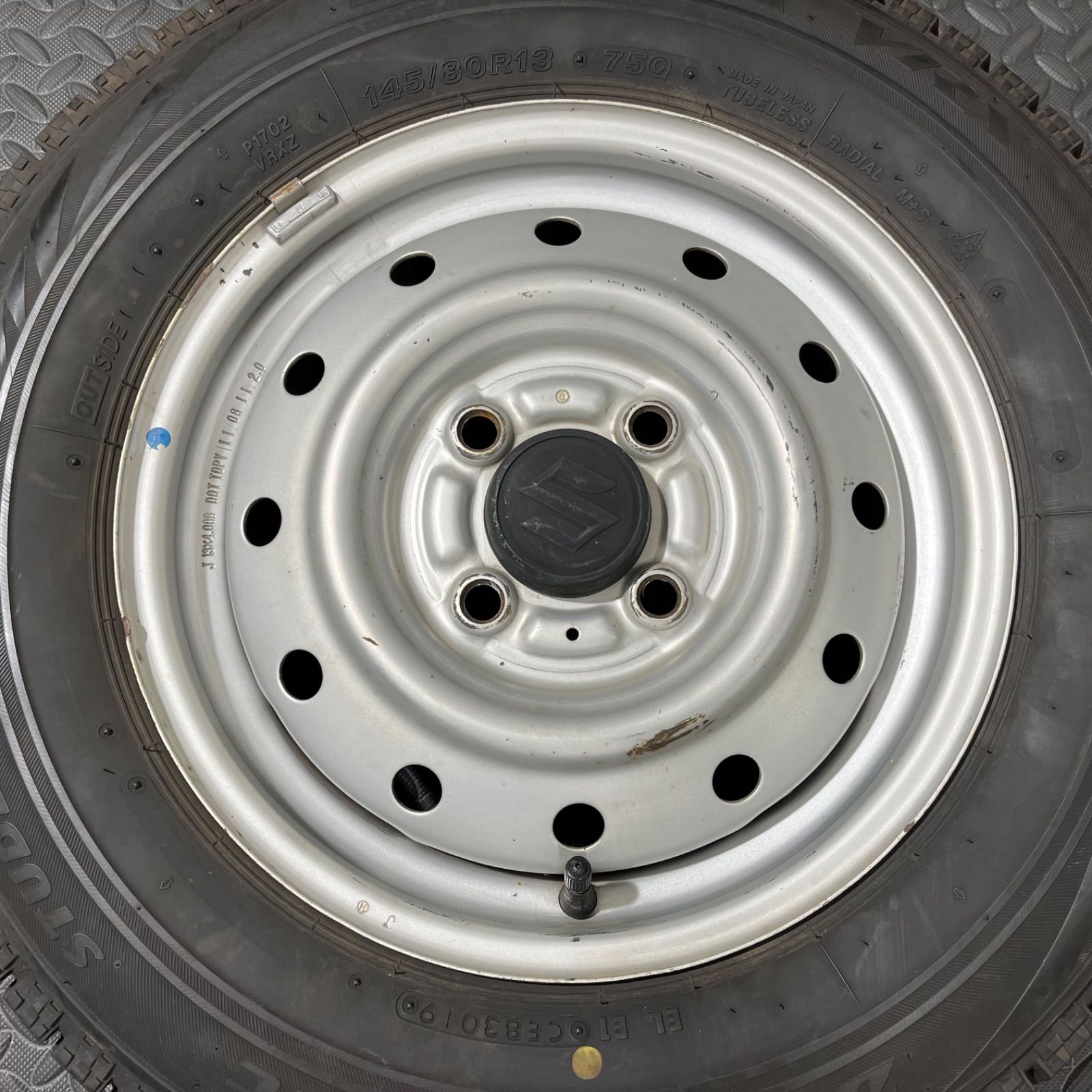 19年 145|80R13 ブリヂストン ブリザックVRX スズキ アルト ワゴンR スペーシア スタッドレスタイヤ 1097R