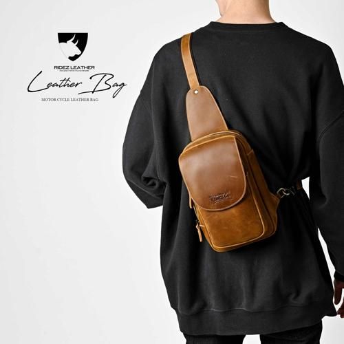 レザーチェストバッグ