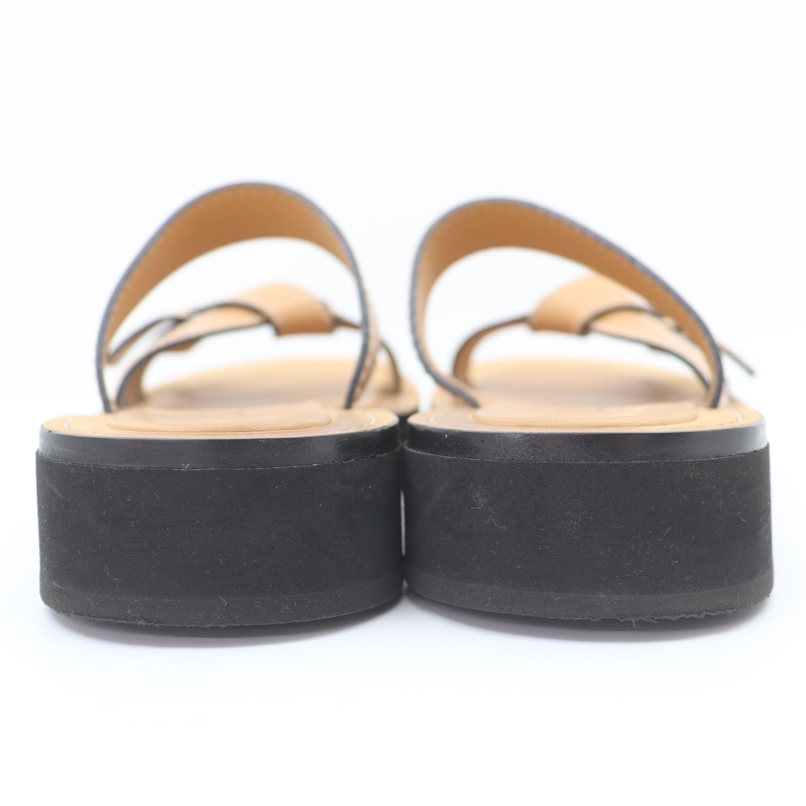 ITFGIU7D748M ロエベ ゲート フラット サンダル サイズ36 - メルカリ 