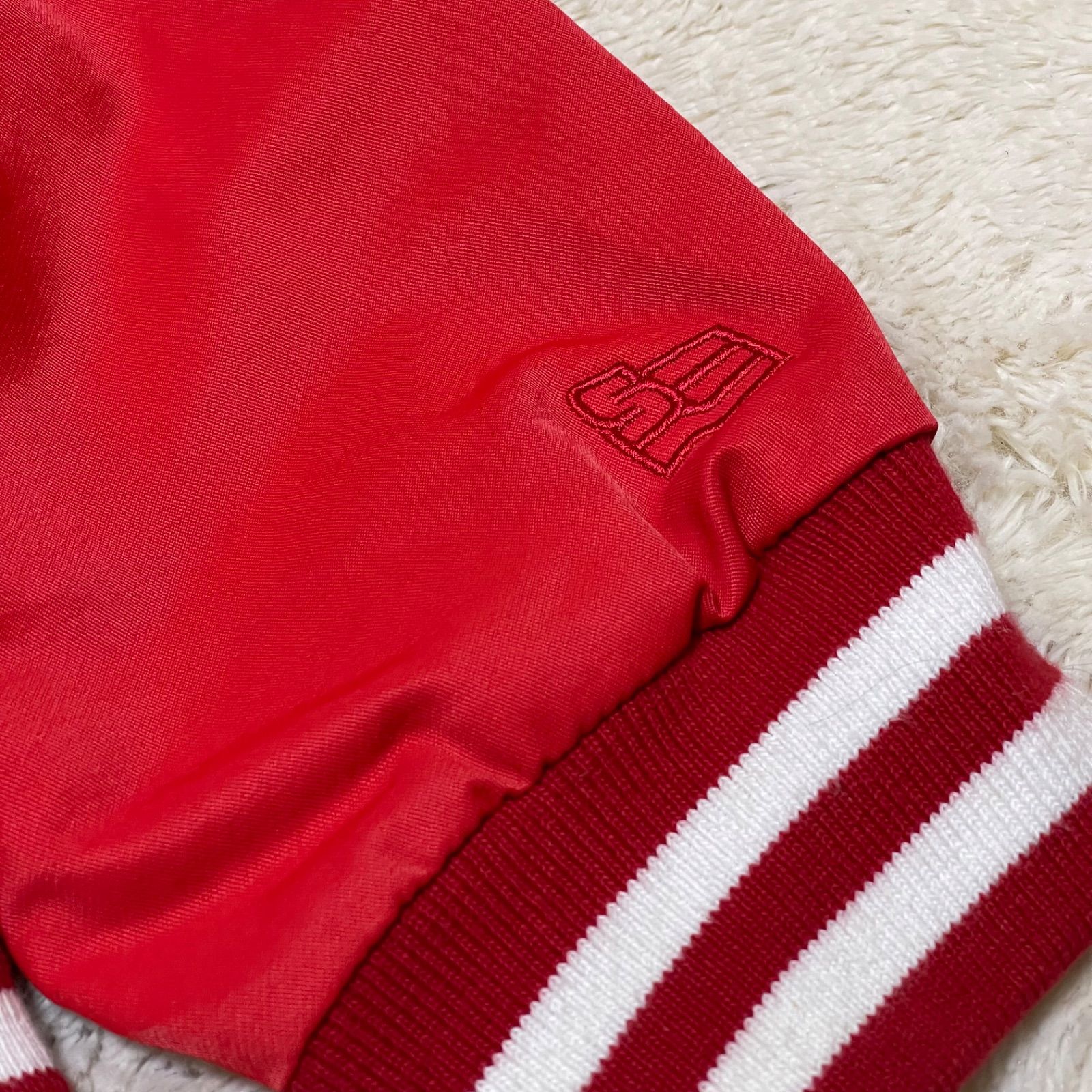 ナイロンスタジャン