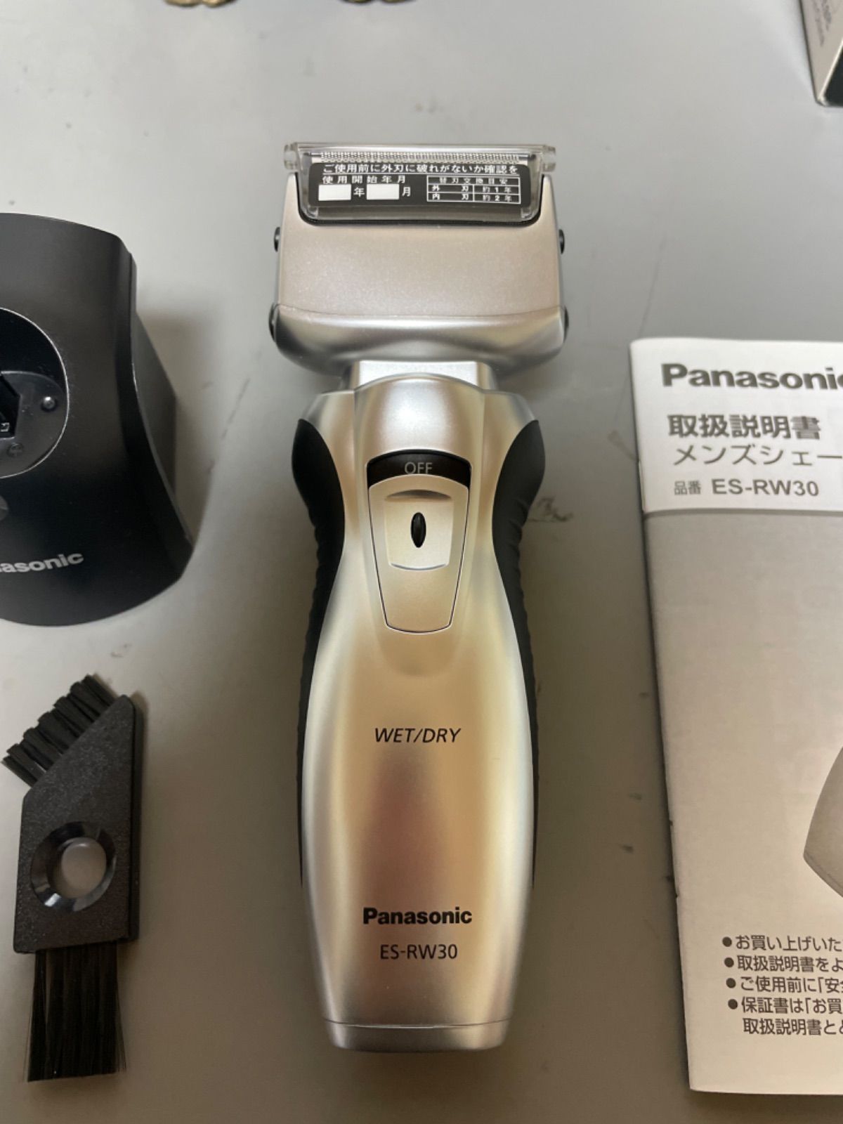 Panasonic 電気シェーバー ES-RW30 - エコちゃん - メルカリ