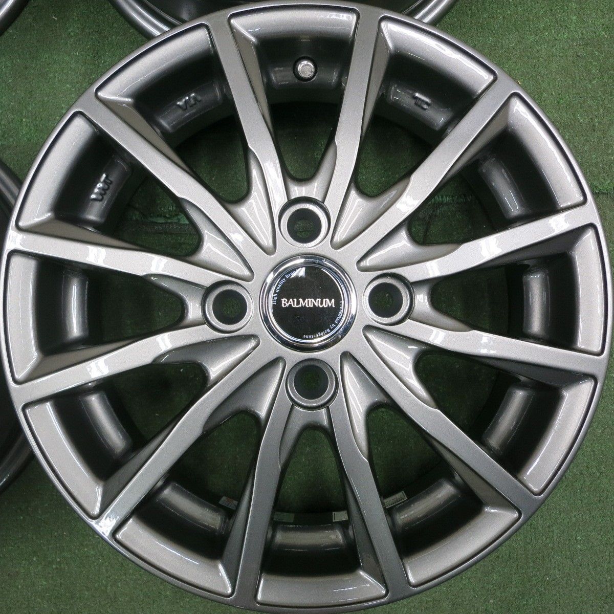 送料無料* 未使用☆BALMINUM バルミナ AR12 ブリヂストン製 14