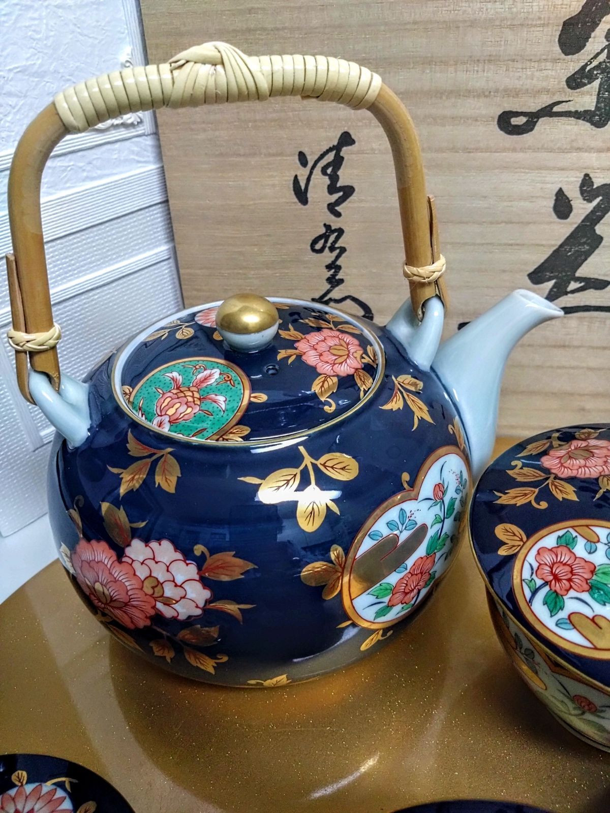 【超美品】新品未使用　箱もキレイ　有田焼 　清右衛門　古伊万里金彩　蓋付茶器揃 有田焼 清右衛門 古伊万里金彩 蓋付茶器揃 箱付き - メルカリ