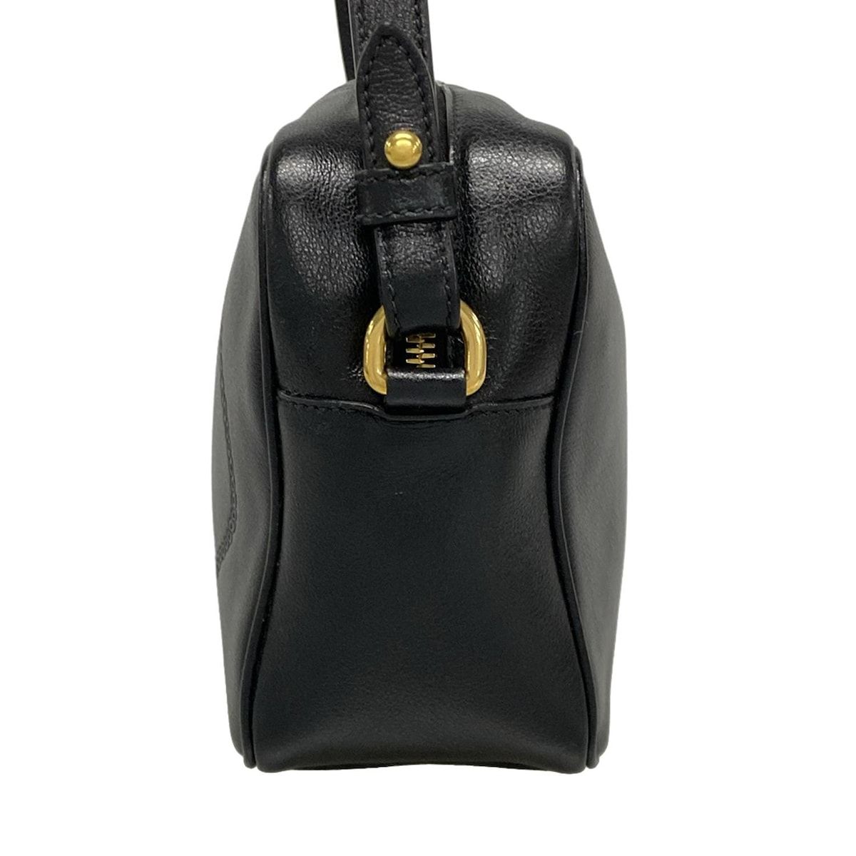 PRADA(プラダ) ショルダーバッグ - 黒 ロゴ型押し加工/カメラ