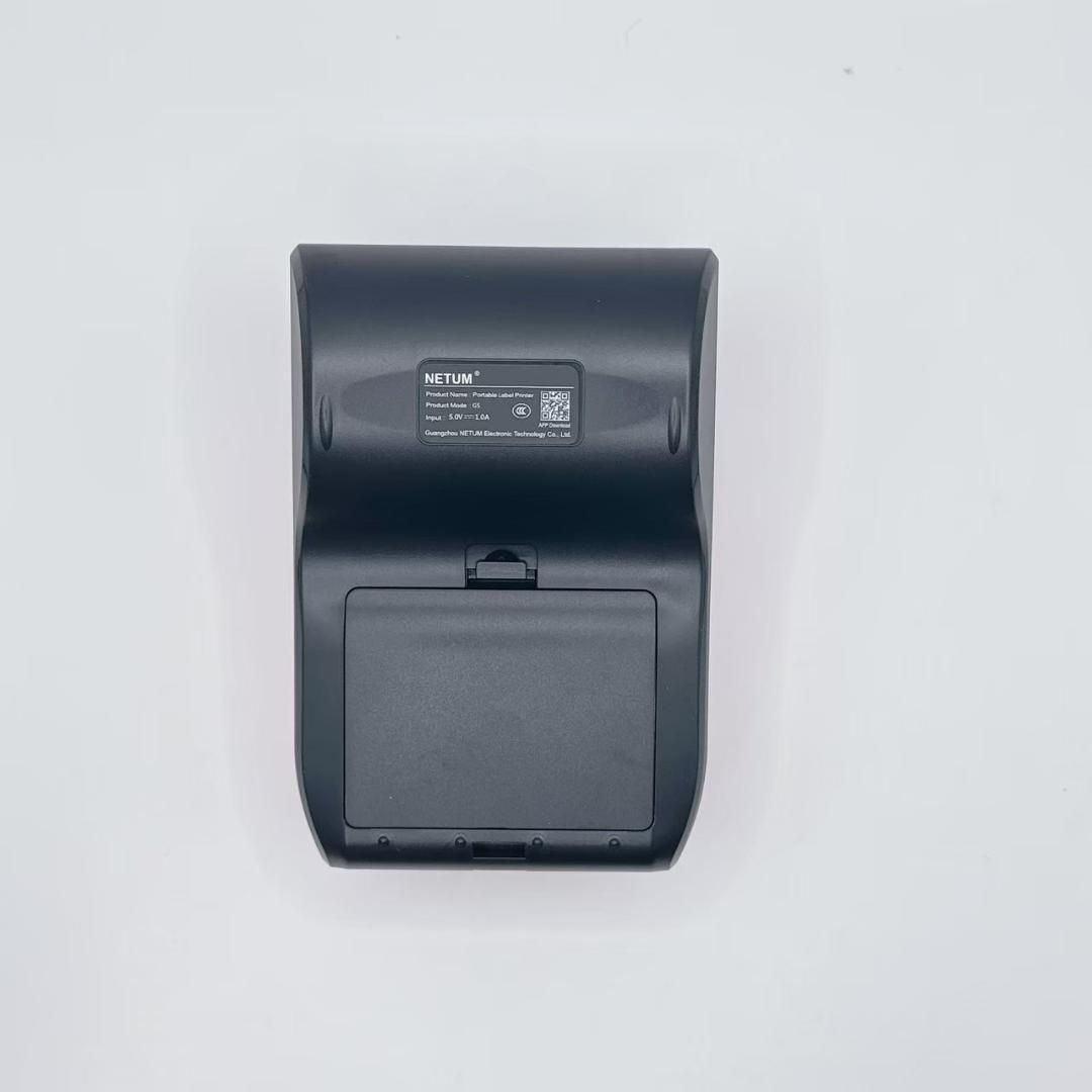 adidas　トレーニングシューズ　27.5cm 新品 配線ダクト取り付け型 LEDスポットライト NTS01504BLE1