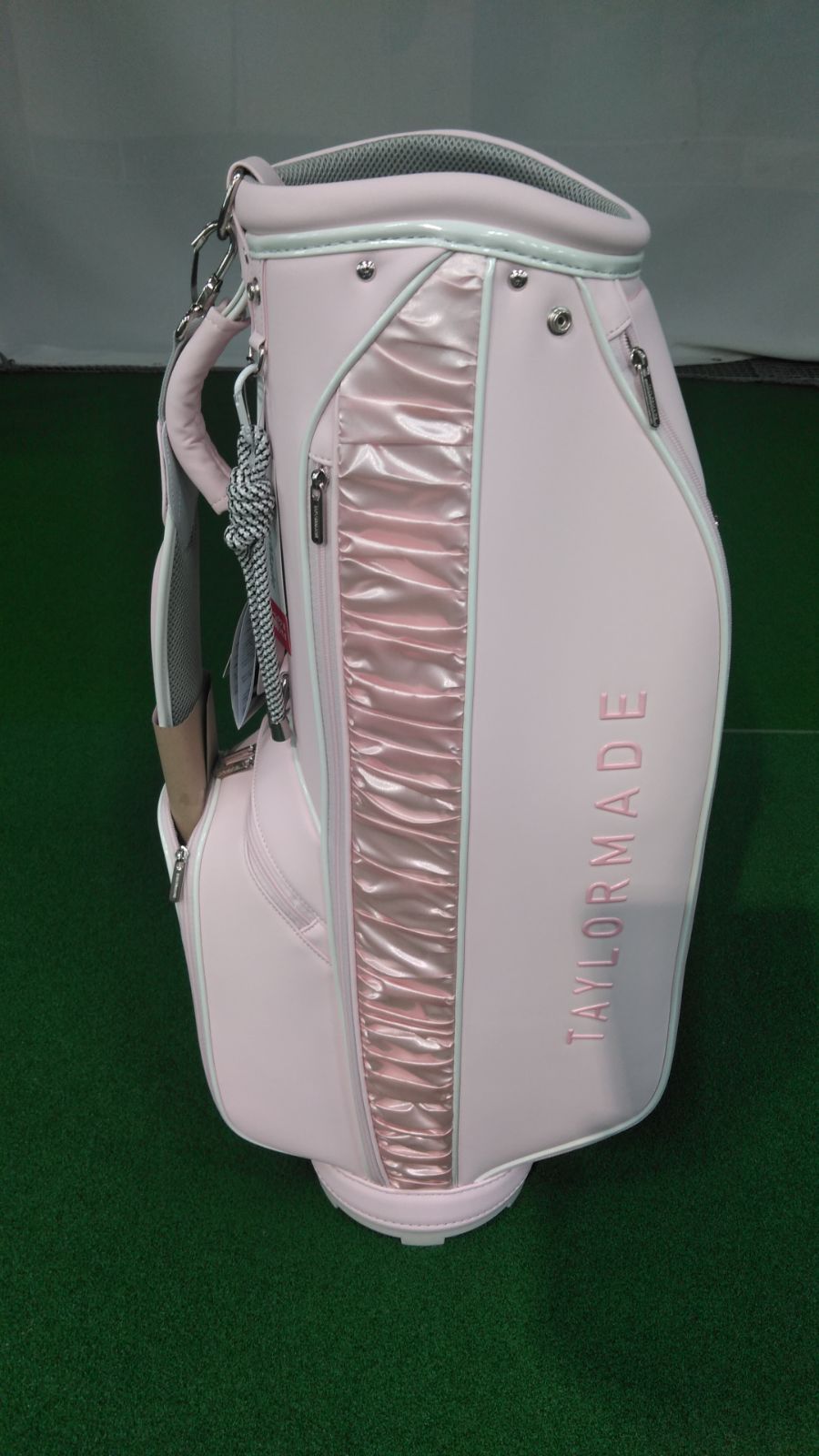 【新品未使用品】テーラーメイド ウィルシャー キャディバッグ 8.5型 サックス テーラーメイド(TaylorMade) キャディバッグ ウィメンズ ウィル