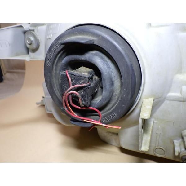 コーティング済 ランドクルーザープラド KDJ95W 右ヘッドランプ  