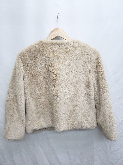 YECCA VECCA　フェイクファーコート　ジップアップ　ライトベージュ ◇ YECCA VECCA イェッカ ヴェッカ フェイクファー ノーカラー