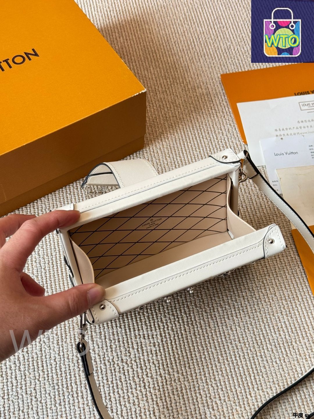 Louis Vuitton ティッシュボックス モノグラム ルイヴィトン ティッシュケース 高級 ハイブラントコピー 木製
