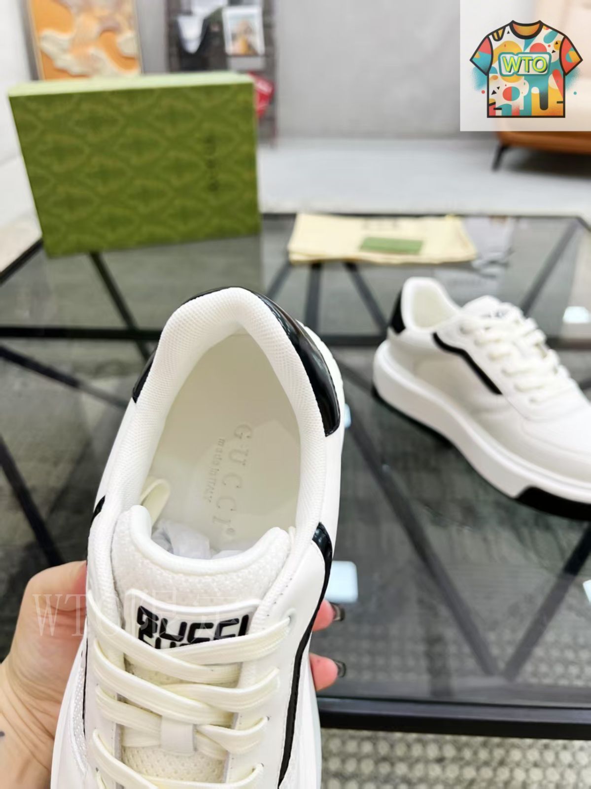GUCCI シューズ 新品正規品 27 5cm アディダス グッチ ZX8000 人気 スニーカー