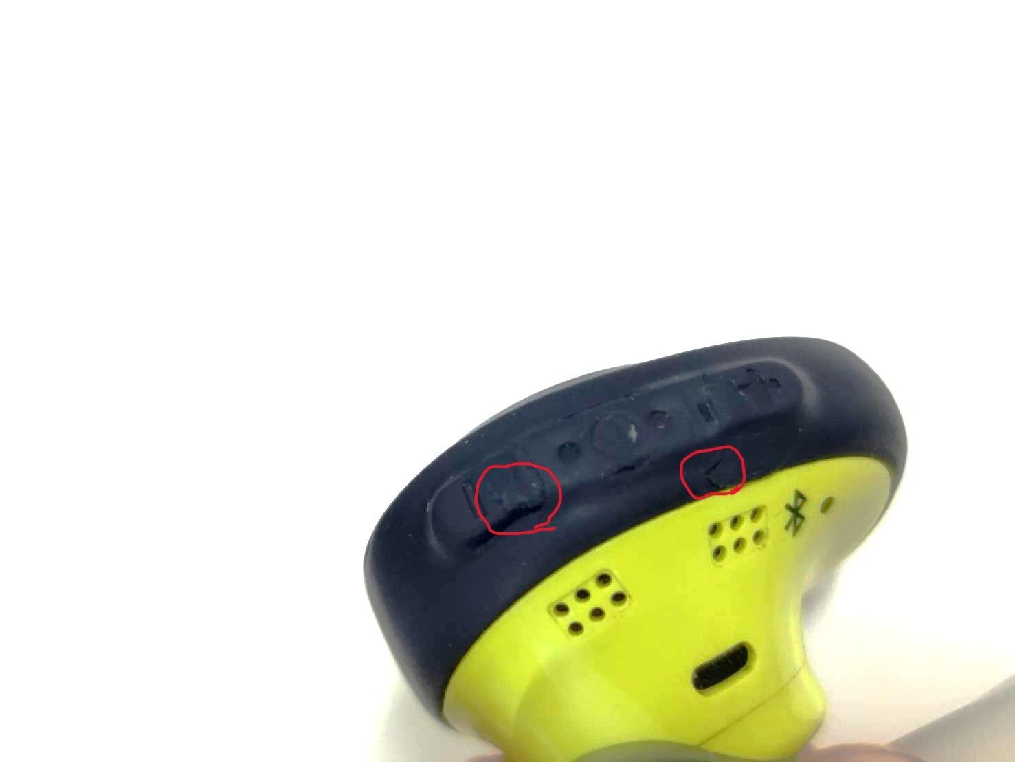 新品未使用❗️Bose SoundSport Freeワイヤレスイヤホン ネイビー フルワイヤレスイヤホン Sound Sport Free wireless headphones ブルー