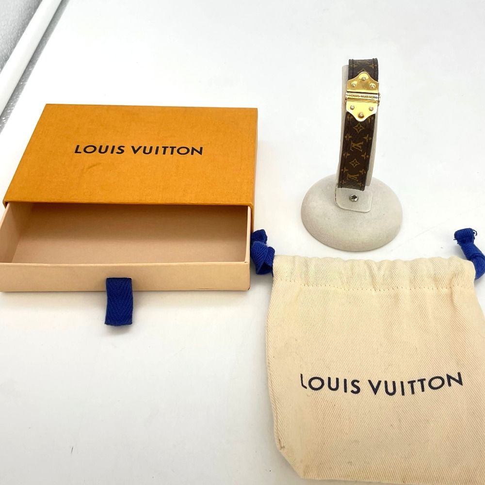 ルイヴィトン モノグラム ブレスレット ゴールド バングル　M6689 LOUIS VUITTON - LOUIS VUITTON (ルイ・ヴィトン) バングル