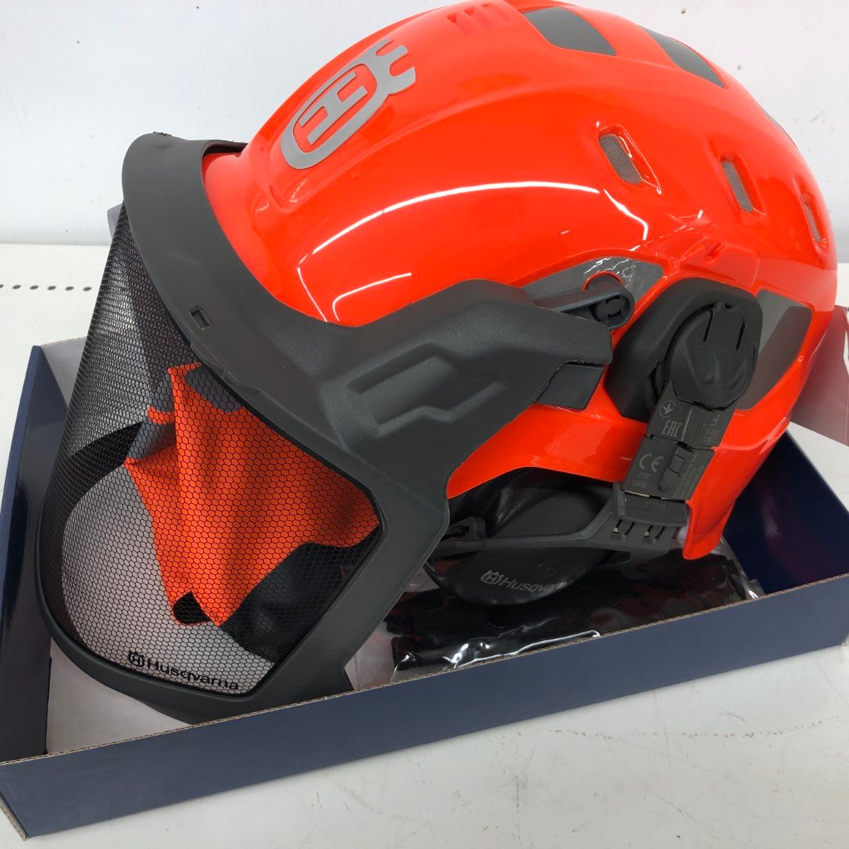 ハスクバーナ ヘルメット テクニカル新品、未使用
