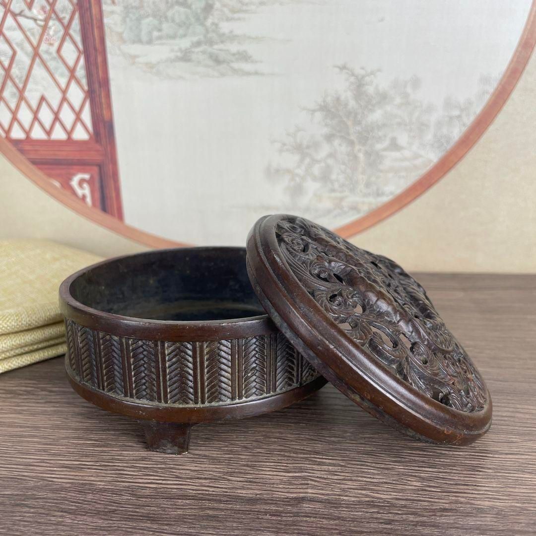 銅製 竹節単竜香炉 精緻竜紋香炉 香道具 装飾品 工芸品 美術品 置物 銅製 竹節単竜香炉 精緻竜紋香炉 香道具 装飾品 工芸品 美術品