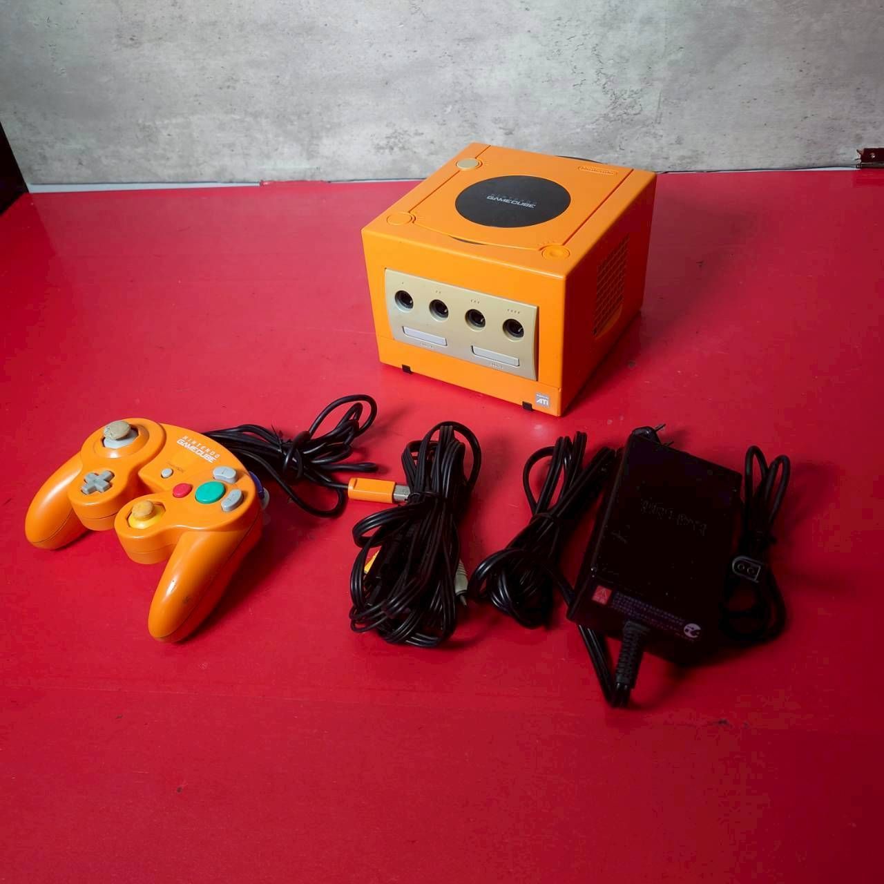 【処分品】ゲームキューブ　オレンジ　本体 任天堂 NINTENDO GAMECUBE オレンジ ゲームキューブ本体 - 最