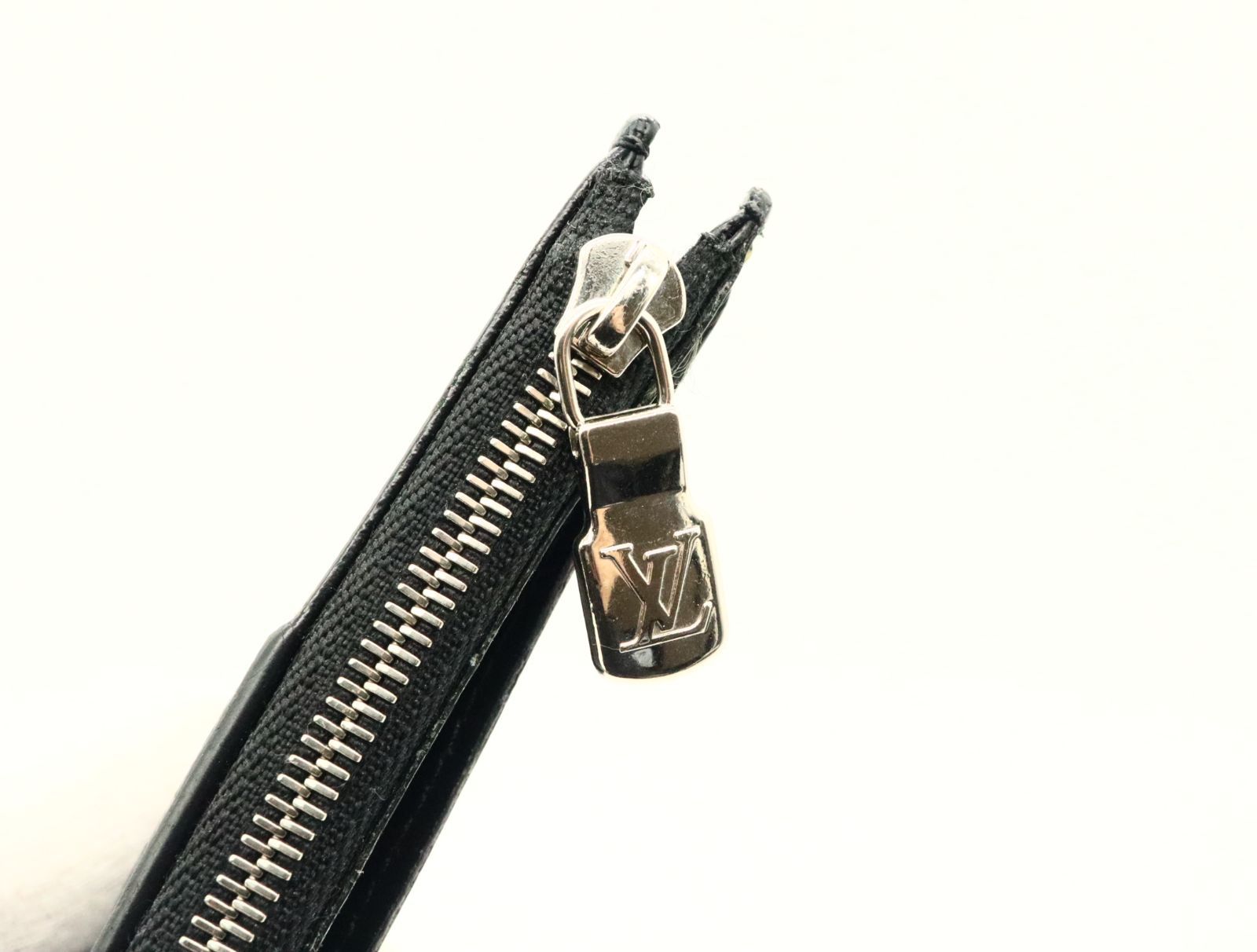 ヴィトン ダミエグラフィット