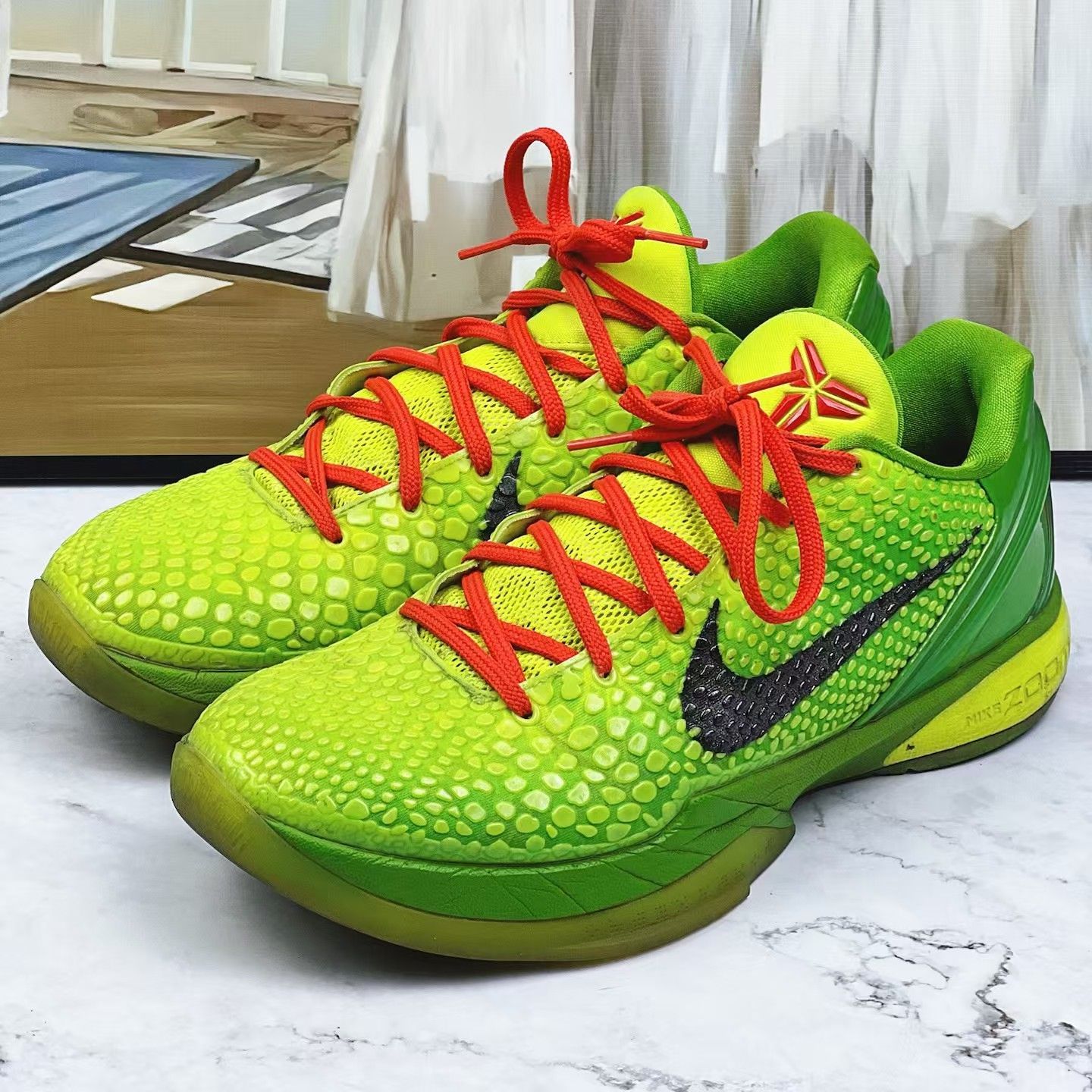 新品未使用 NIKE KOBE 6 PROTRO GRINCH CW2190-300 コービープロト グリンチ ローカットスニーカー - メルカリ