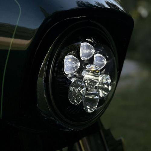 SHARK DEMON 7インチ LED ヘッドライトキット COLOR-CHANGING バックライト付 2012～16年FLD 1994～13年FLHR FLHT FLHX FLHTCUTG BRIGHTFACE_UK