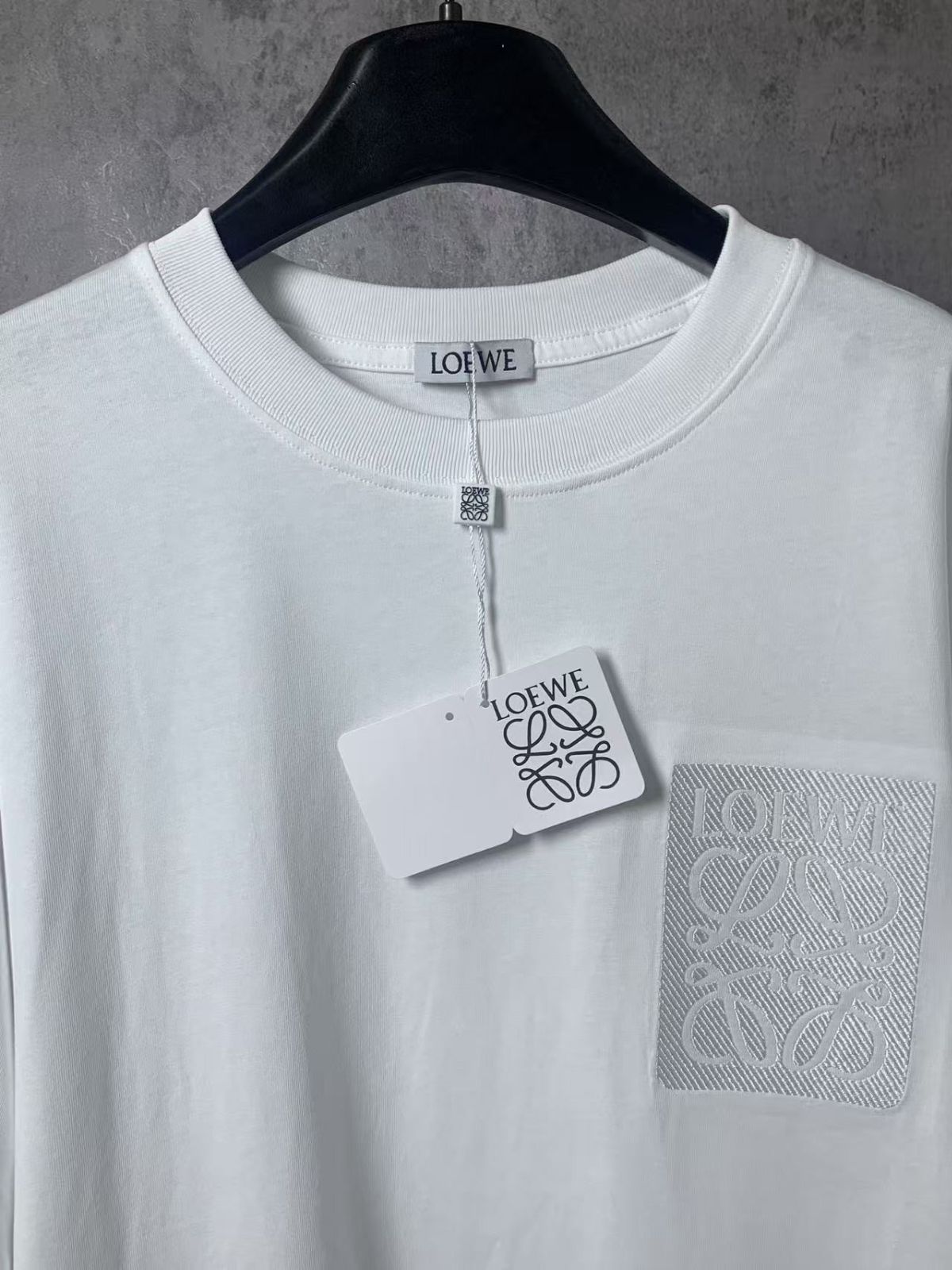 LOEWE ホワイト