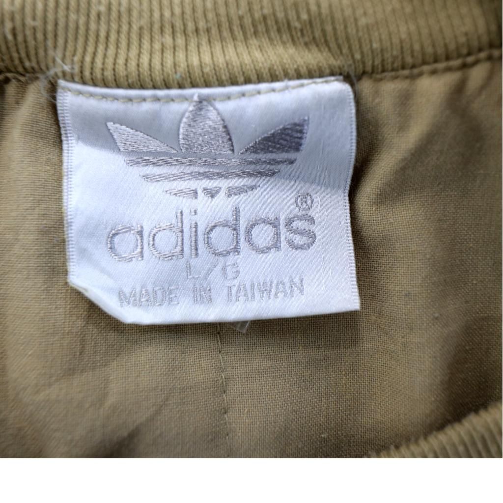80年代 adidas アディダス デイトナ・タイタンズ ベージュ 中古 古着 80年代 adidas アディダス デイトナ・タイタンズ プルオーバー