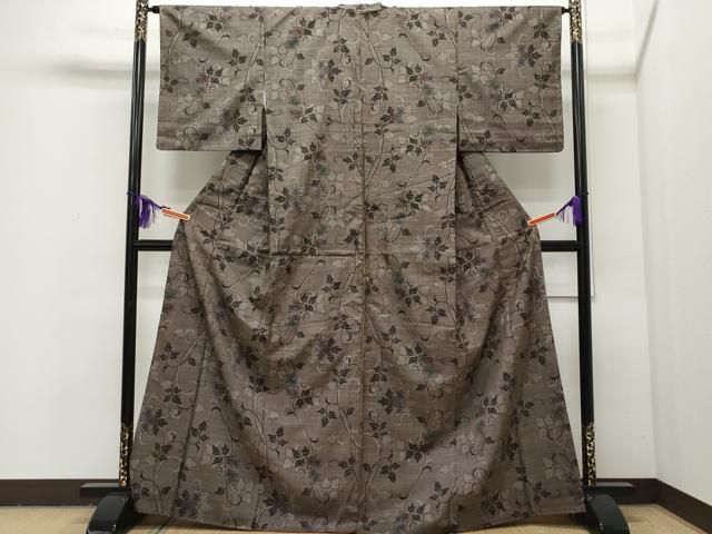 平和屋着物○本場大島紬 7マルキ 泥染め 花唐草文 正絹 逸品  