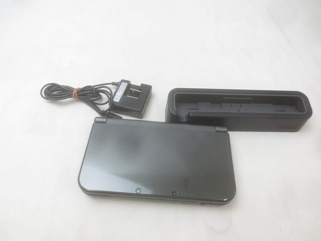 ✿ ゲーム ニンテンドー3DS LL 本体 RED-001 メタリックブラック 動作品 充電器付き