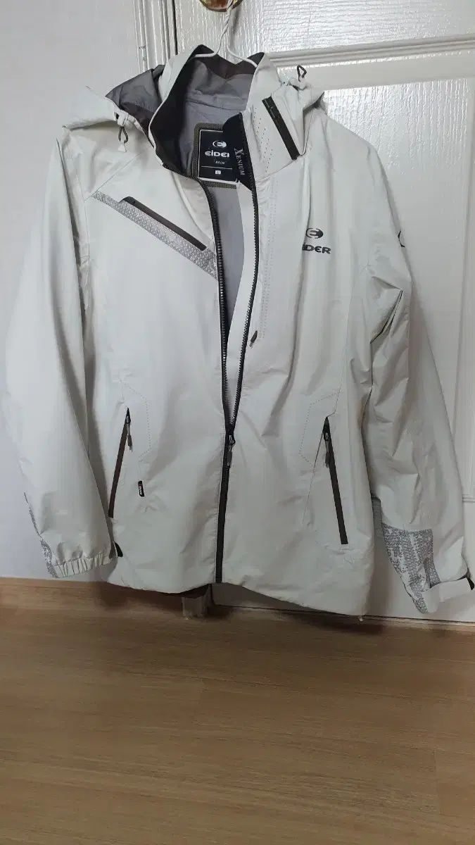 EIDER アイダー ゴアテックスジャケット 100