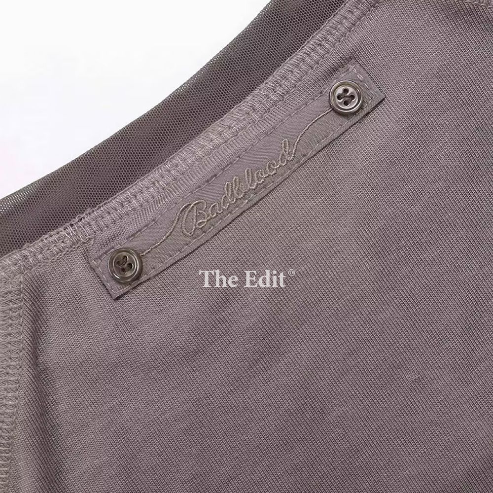 Bad blood 短丈シャツ 横文字 刺繍 半袖 badblood 刺繍 ショート丈 半袖Tシャツ - メルカリ