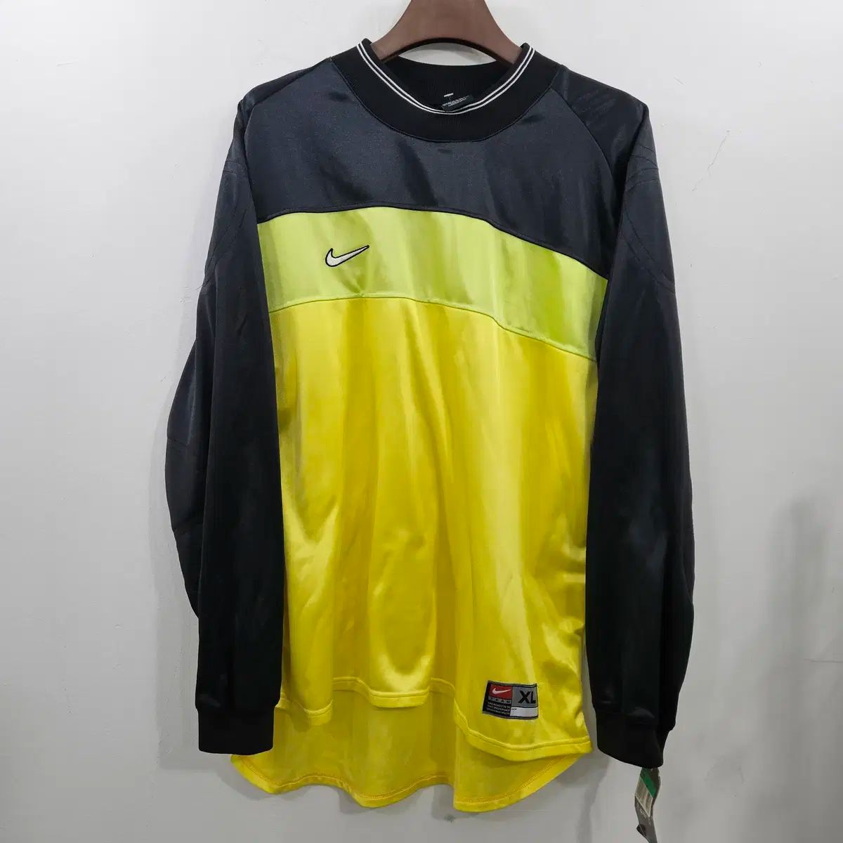【雷市場（ポンジャン）商品韓国直送】 新品 XL ） NIKE(ナイキ) オールドスクール SWOOSH スウッシュ サッカー ジャージ