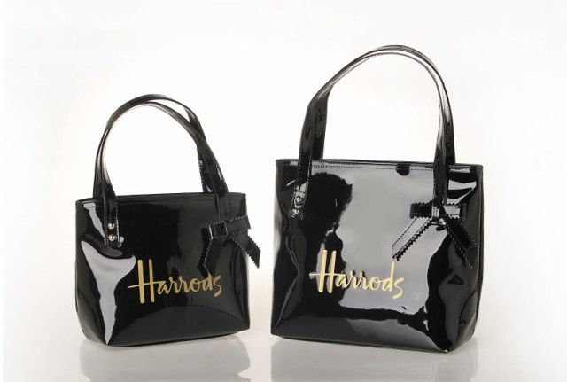 Harrods ハロッズ Mサイズ トートバッグ ショッパー ショッピングバッグ レデイース 大人気　撥水　防水　クリスマス プレゼント ギフト