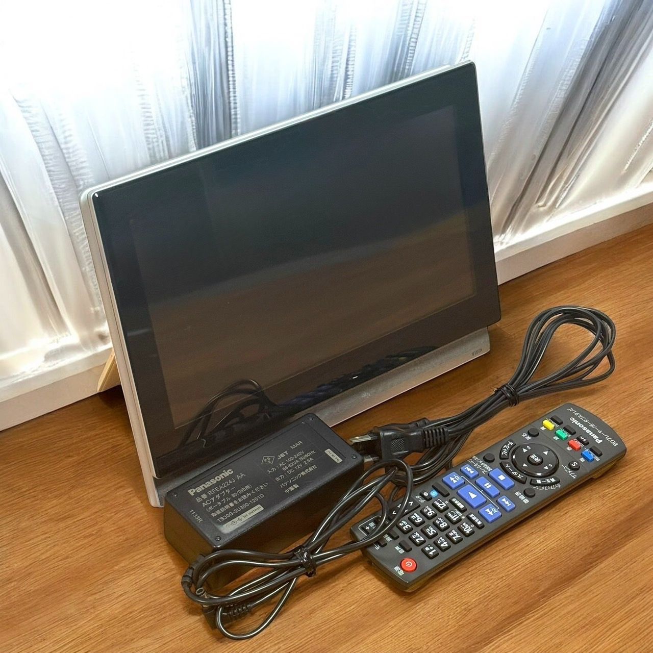 中古】 パナソニック 10V型 液晶 テレビ DMP-BV300-S ☆送料無料