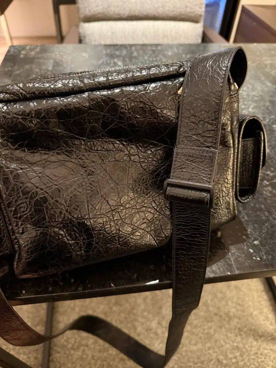 BALENCIAGA(バレンシアガ) スーパー・ビジー カメラバッグ balenciaga