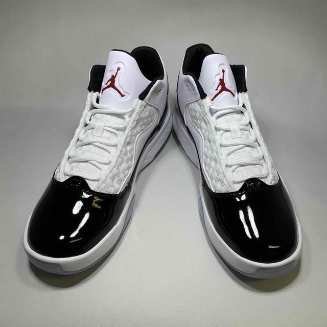 NIKE JORDAN MAX AURA 2 CK6636-102 ナイキ ジョーダン マックス