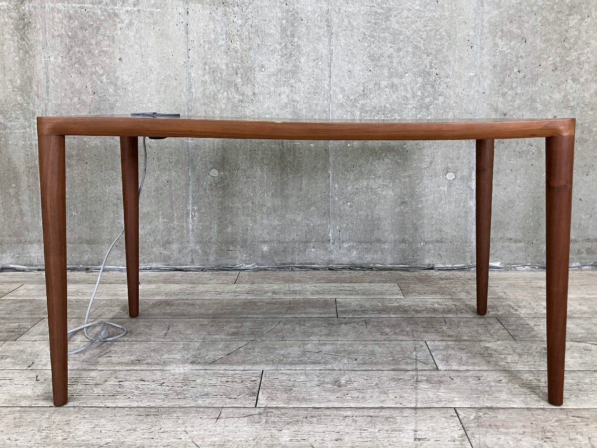 Cande House | カンディ ハウス CLハイテーブル コンセント付属 ミーティングテーブル|ダイニングテーブル ウォールナット 北欧