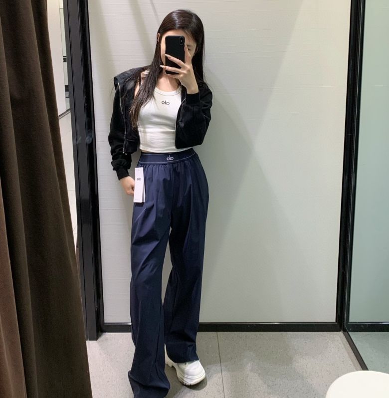 Alo Yoga パンツ ボトム トラウザー　アローヨガ　サイズ M org.jpg