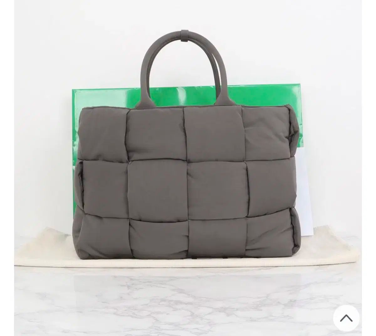 Bottega Veneta ラージアルコ トートバッグ 楽天市場】【中古】BOTTEGA VENETA ボッテガヴェネタ ラージ
