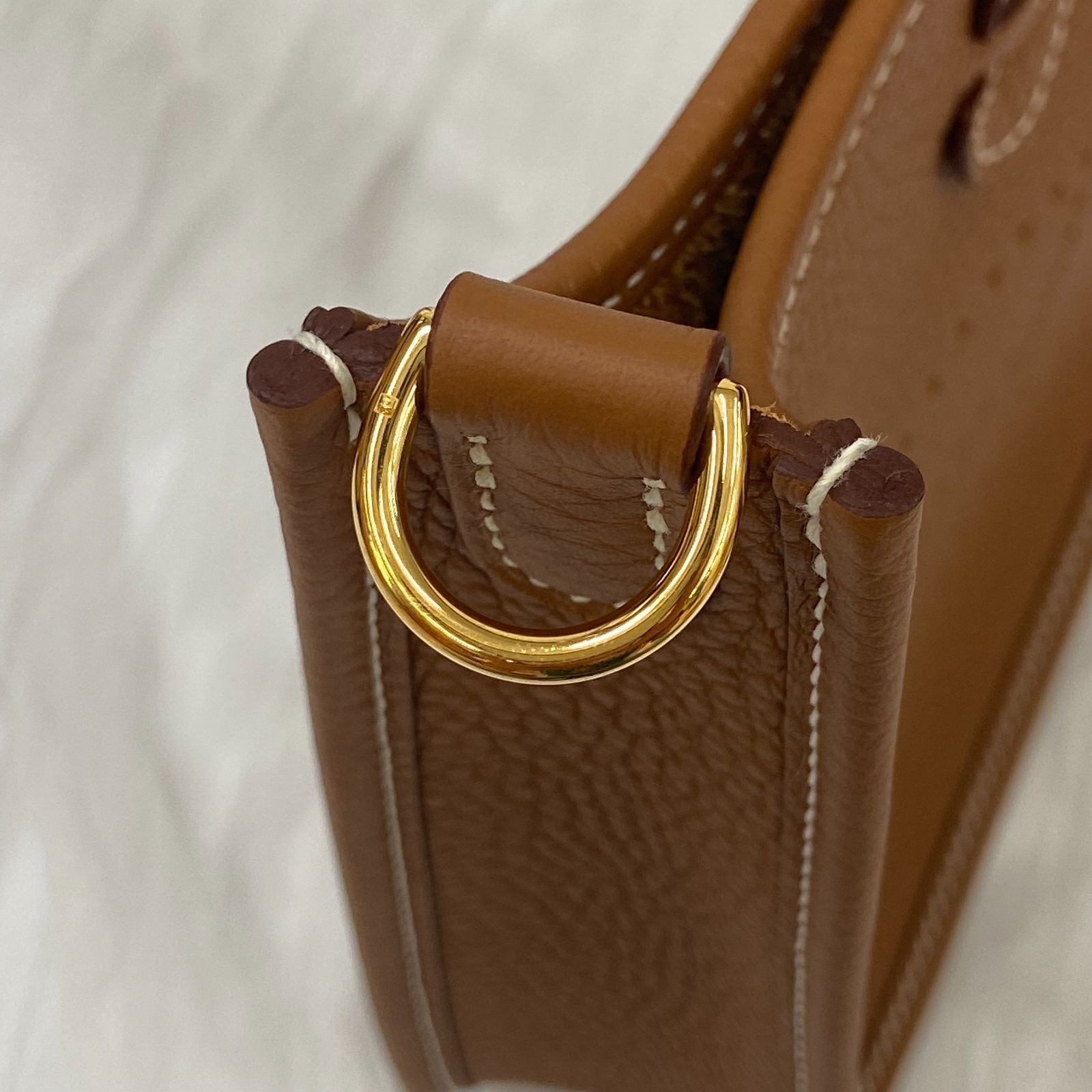 【新品未使用】 エルメス ミニエブリンTPMトリヨンクレマンス ゴールド K刻印 エルメス ミニエヴリン TPM ゴールド トリヨンクレマンス ゴールド金具