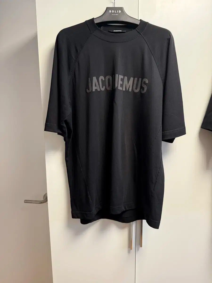 JACQUEMUS(ジャックムス) ロゴ Tシャツ L - メルカリ