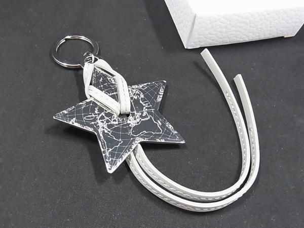 【ミラー付き♪】DIOR スター ミラー付き キーホルダー □新品□未使用□ ChristianDior ディオール レザー スター 星