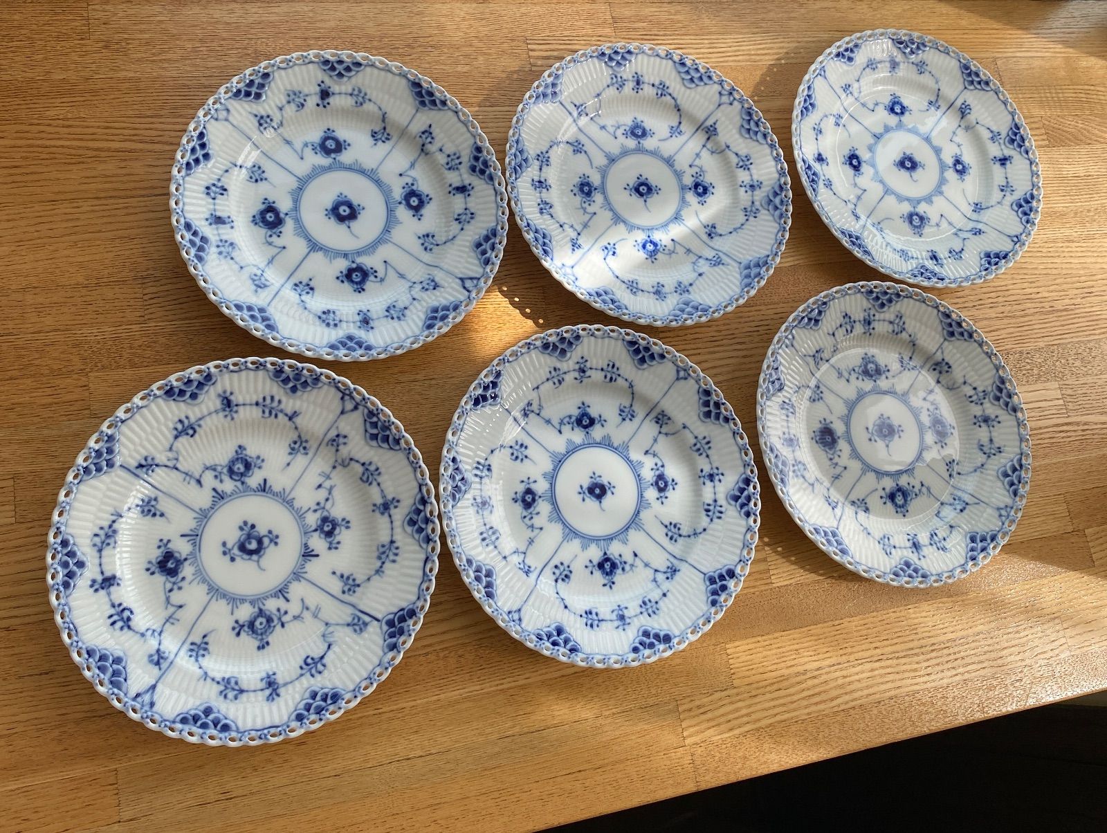 Saleロイヤルコペンハーゲンブルーフルーテッド17cm6枚