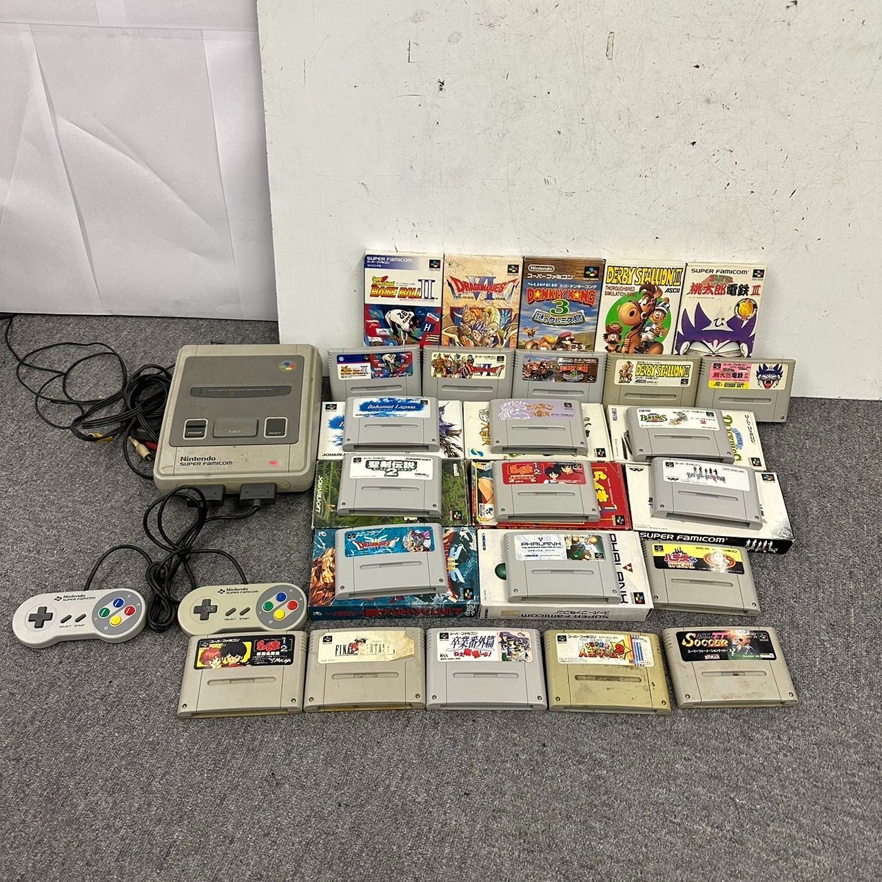 通電確認済・動作未確認品＊Nintendo 任天堂 / 賑々しい スーパーファミコン