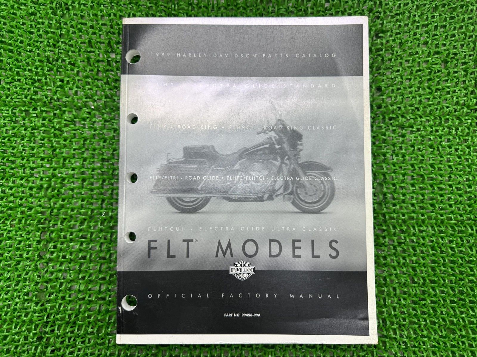 FLT パーツリスト 英語版 ハーレー 正規 バイク 整備書 1999年FLTモデル ツーリング パーツカタログ 車検 パーツカタログ 整備書 wT