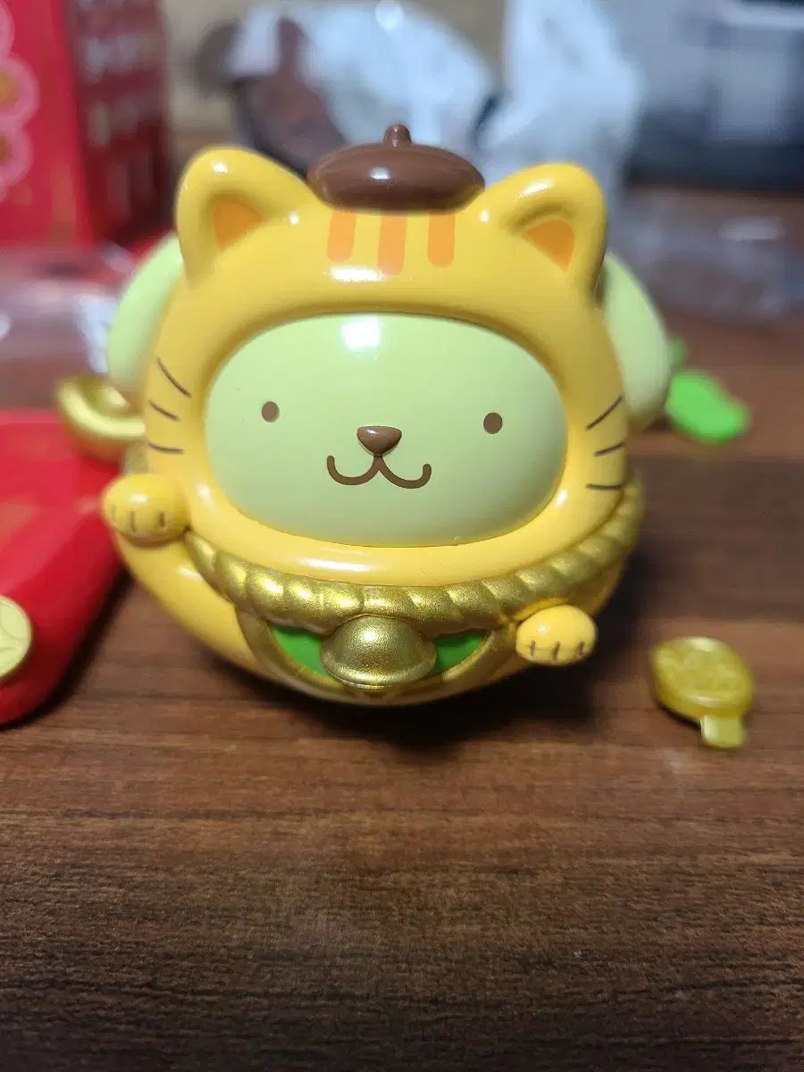 ポムポムプリン 招き猫 フィギュア