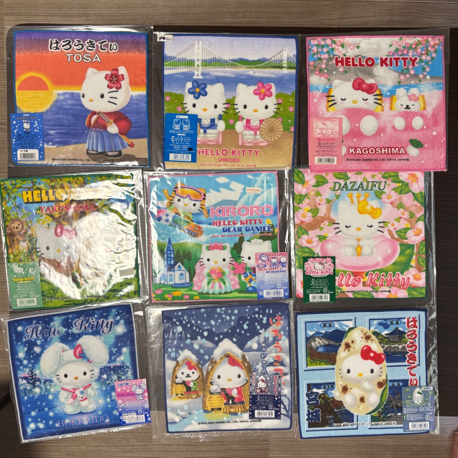 ハローキティ.ハンドタオル/ご当地限定.計121枚