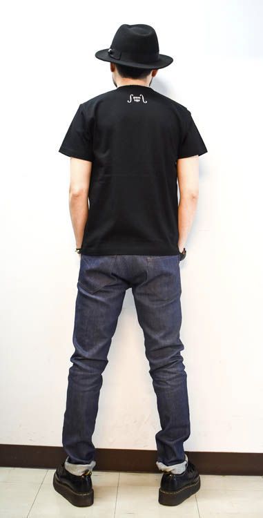 SLAP PANTHER Tシャツ