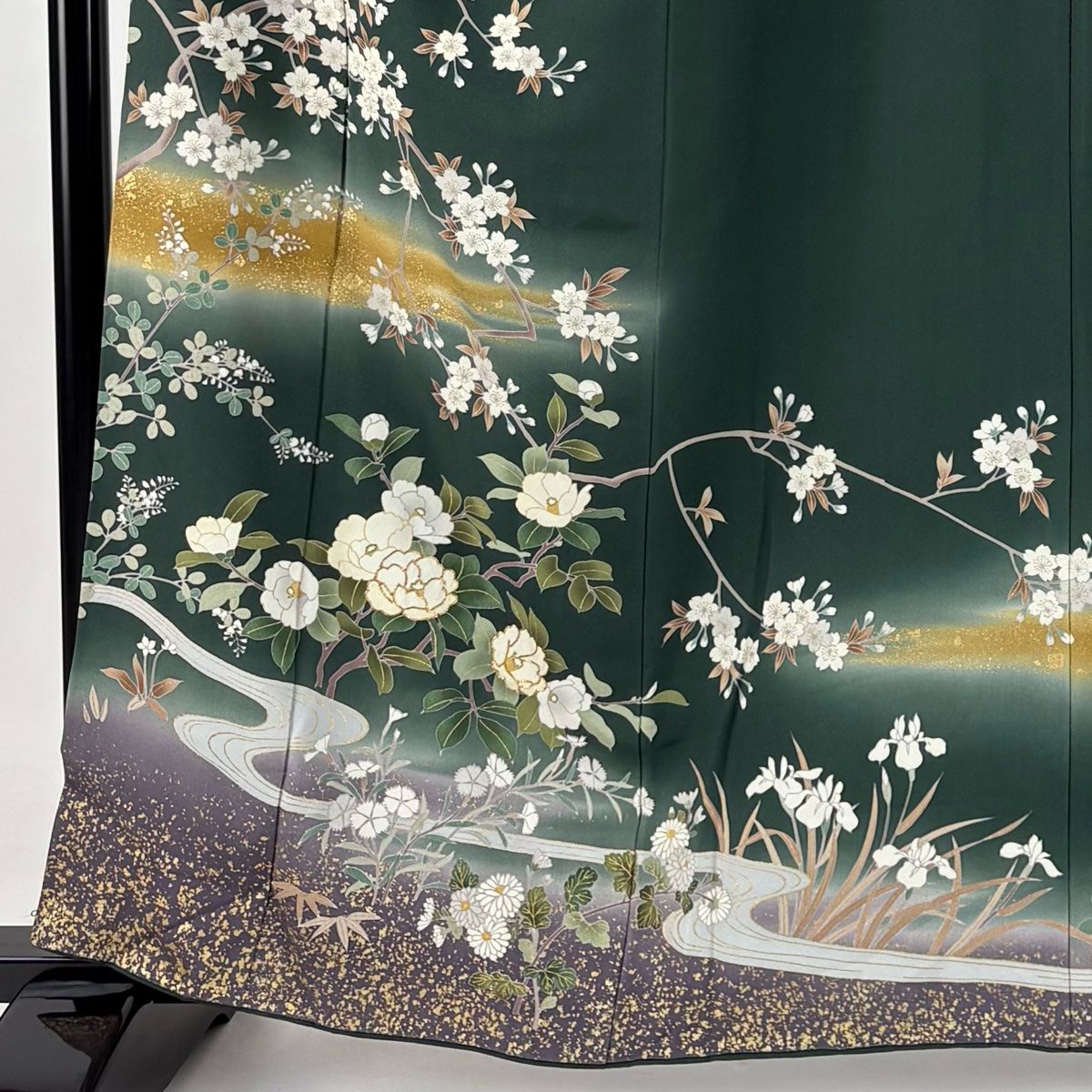 振袖 身丈160cm 裄丈66cm M 袷 御所車 草花 金糸 金彩 朱色 正絹 美品 名品 中古