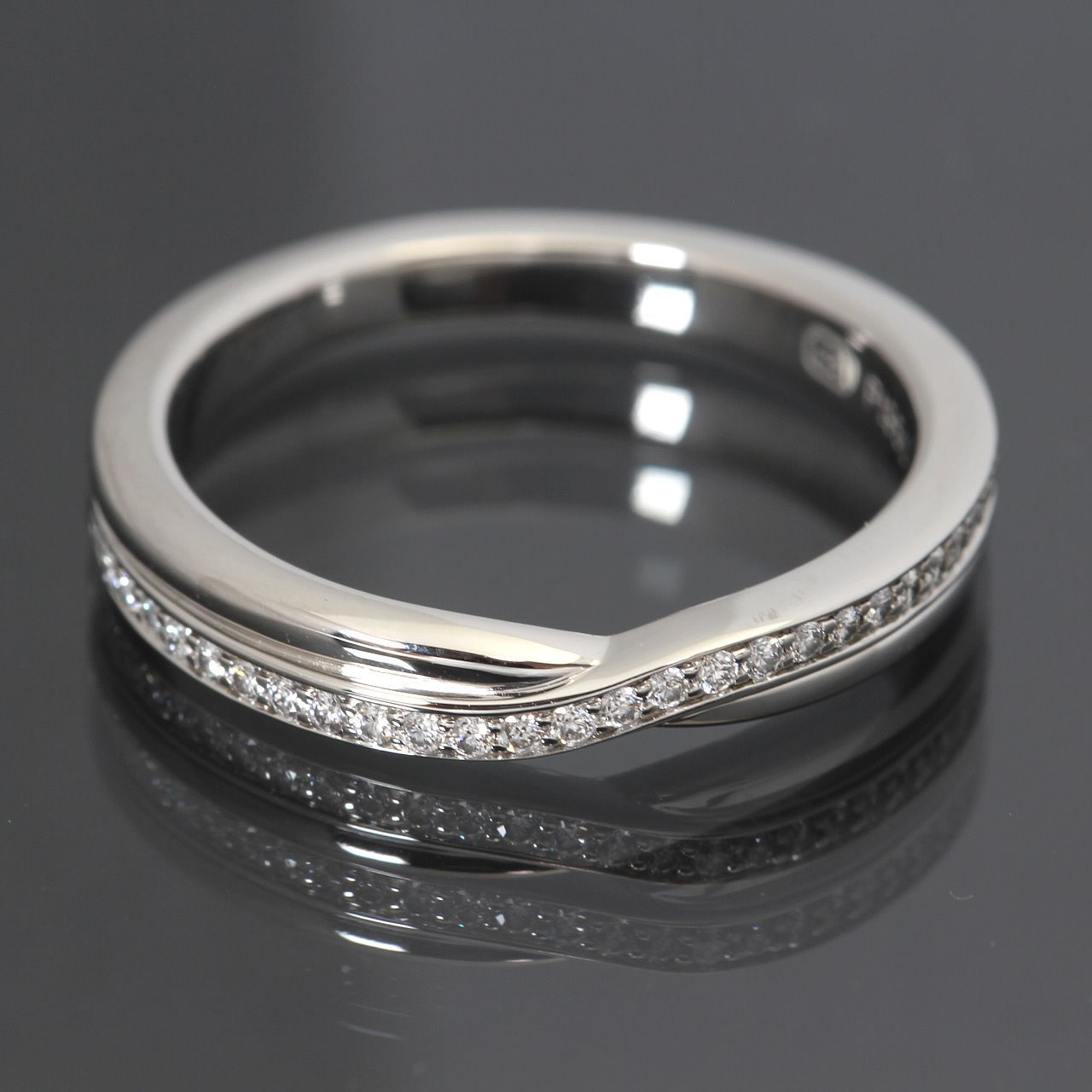 ハリーウィンストン ワンロウパヴェ バンド ダイヤ リング Pt950 JP6号