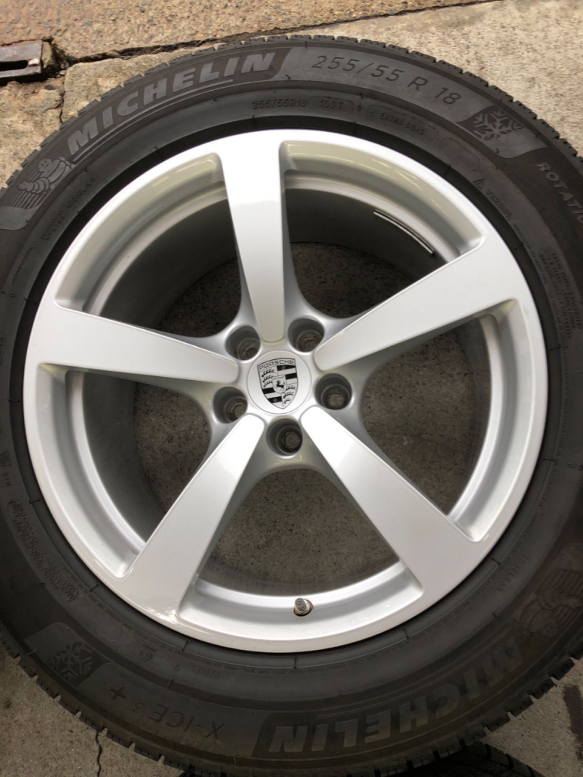 ポルシェ 純正アルミホイール
