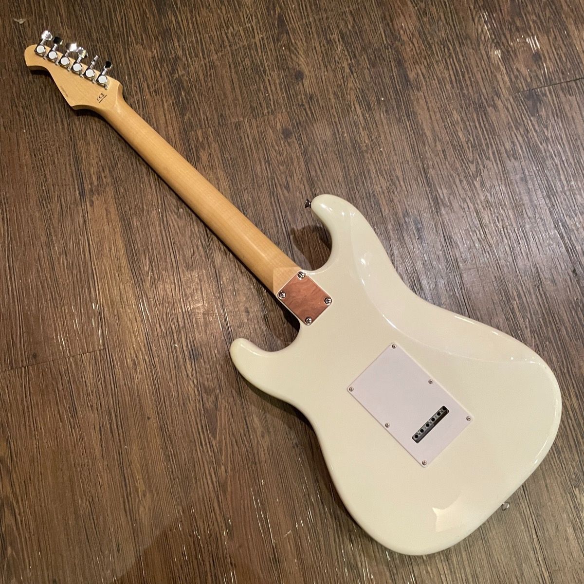 Legend ストラトキャスター エレキギター レジェンド -z259